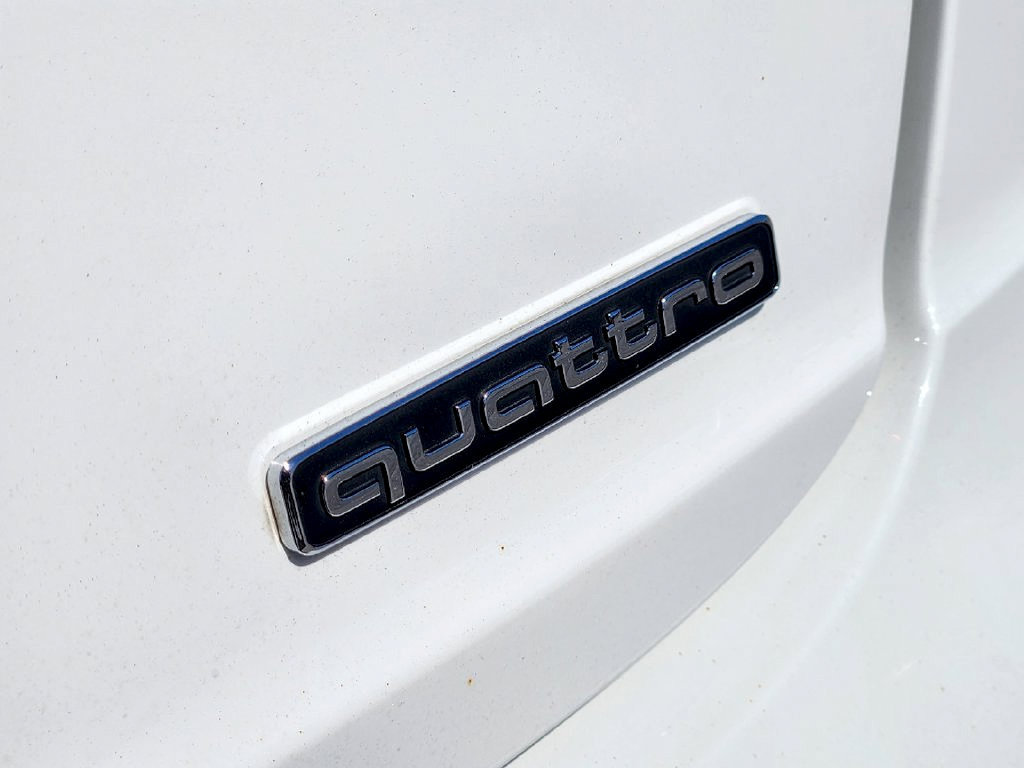 Used 2021 Audi Q8 Premium AWD/4WD image 12