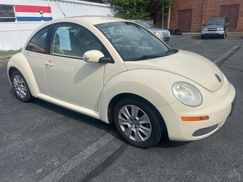 Used 2009 Volkswagen Beetle Coupe