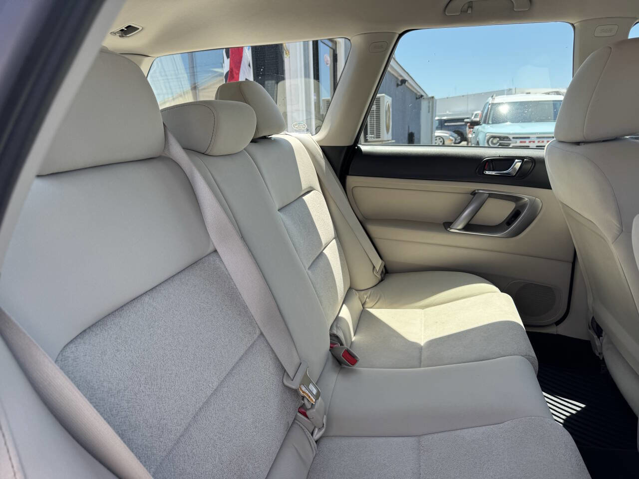 Used 2009 Subaru Outback 2.5i Special Edition AWD/4WD image 26