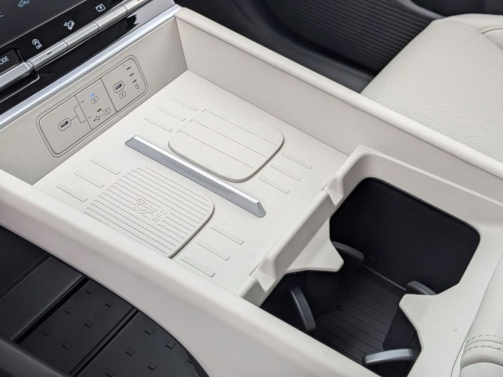 New 2026 Hyundai Santa Fe SEL FWD image 23
