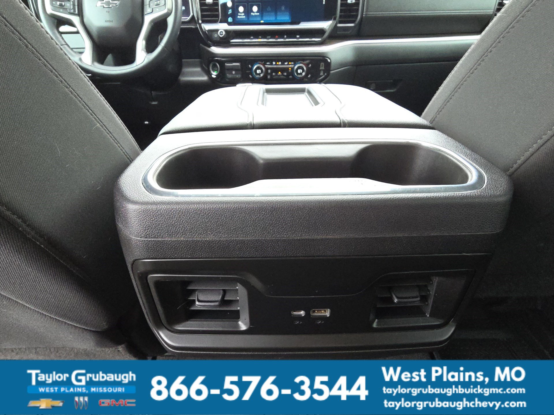 Used 2022 Chevrolet Silverado 1500 RST w/ Convenience Package II AWD/4WD image 33