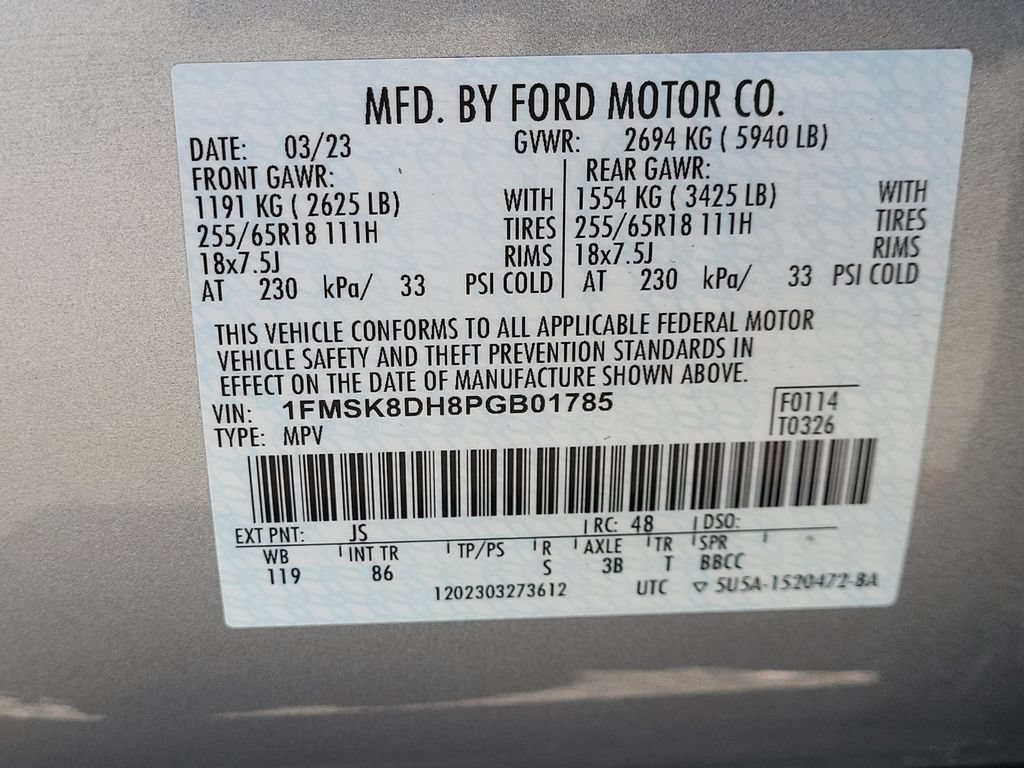 Used 2023 Ford Explorer XLT AWD/4WD image 35