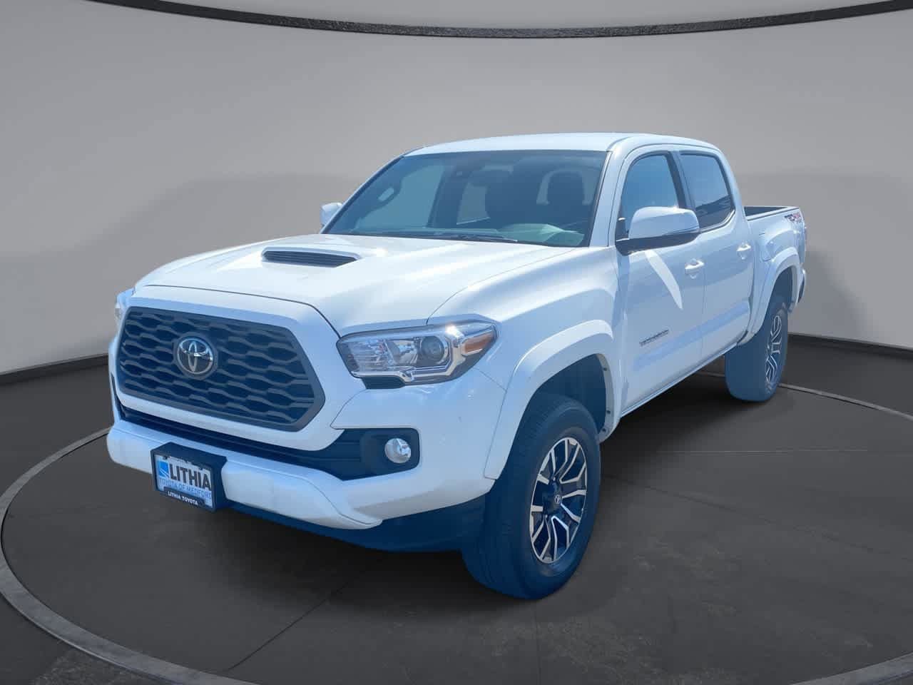 Certified 2021 Toyota Tacoma TRD Sport AWD/4WD image 1