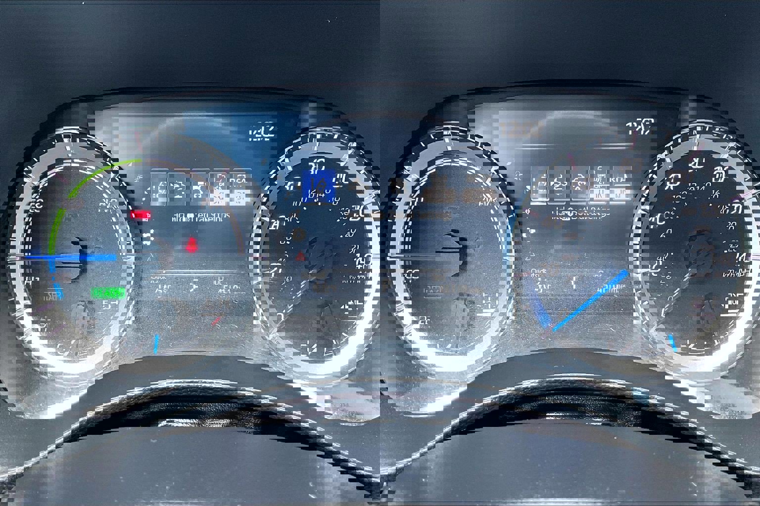 Used 2023 Toyota Highlander XLE image 19