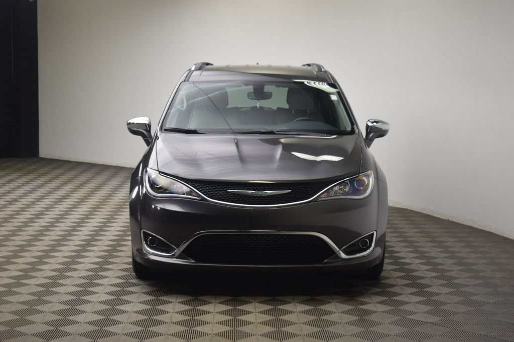 Used 2020 Chrysler Pacifica Limited FWD image 23