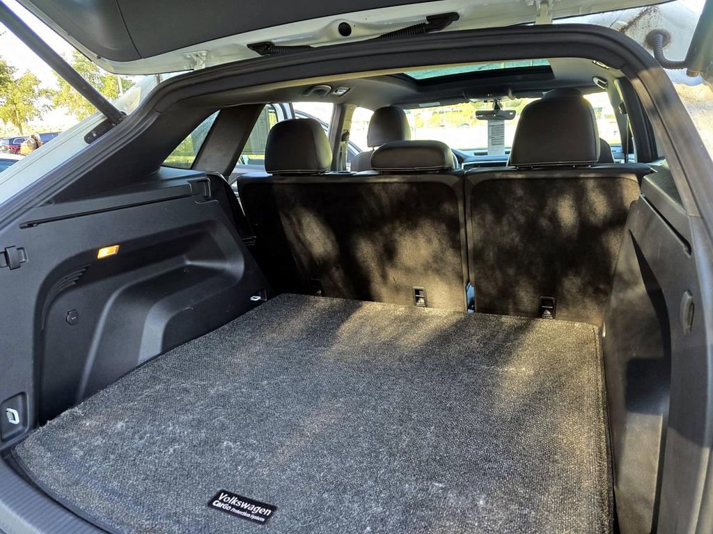 Used 2023 Volkswagen Atlas Cross Sport SE w/ Panoramic Sunroof Package image 29