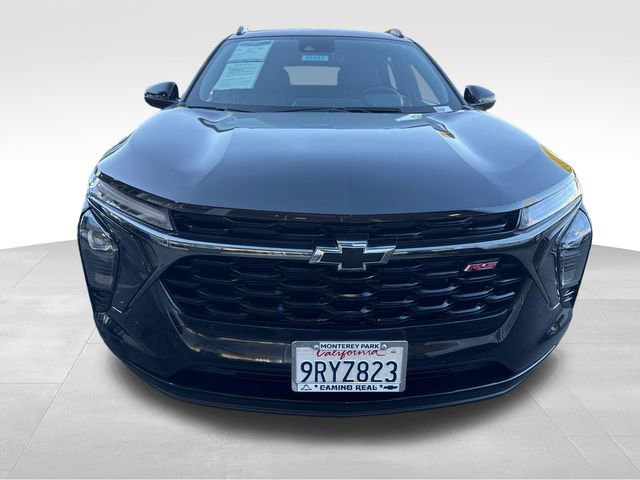 Certified 2025 Chevrolet Trax RS FWD image 8