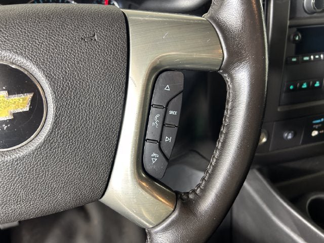 Used 2019 Chevrolet Express 3500 w/ Driver Convenience Package RWD image 16