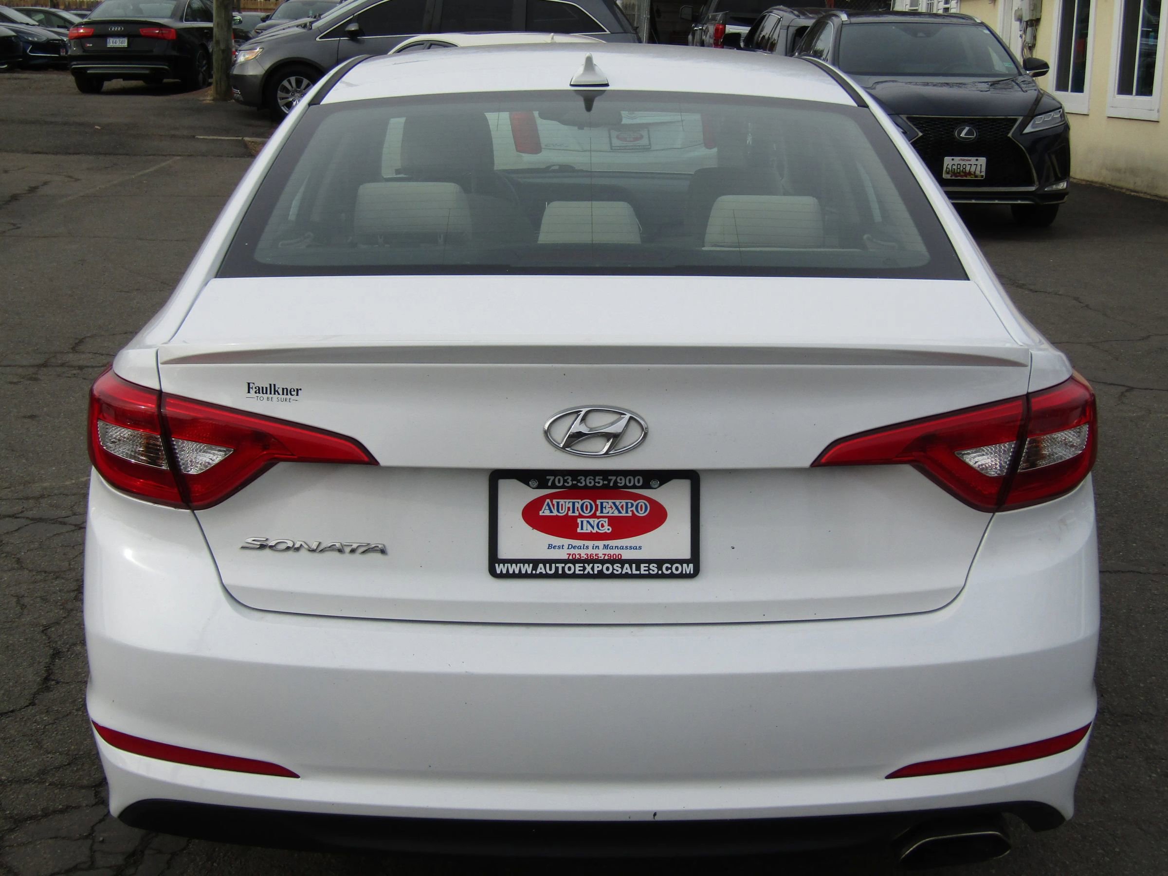 Used 2017 Hyundai Sonata SE w/ Cargo Package image 4