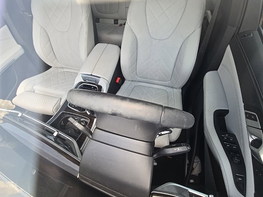 Used 2024 BMW X5 sDrive40i w/ Executive Package RWD image 10