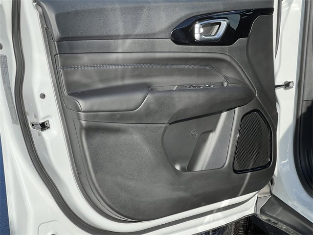 New 2026 Jeep Compass Limited image 12