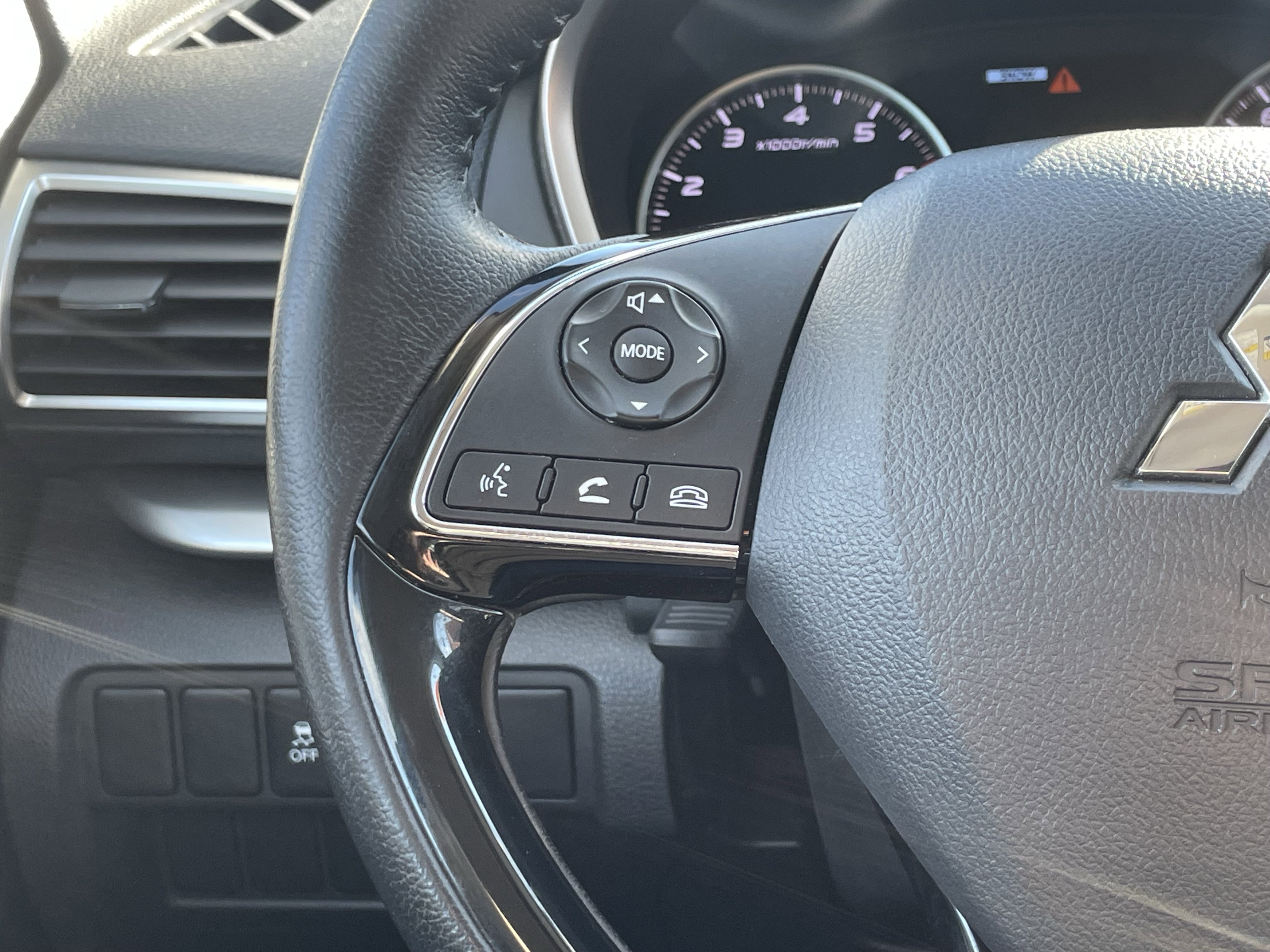 Used 2019 Mitsubishi Eclipse Cross SE image 18