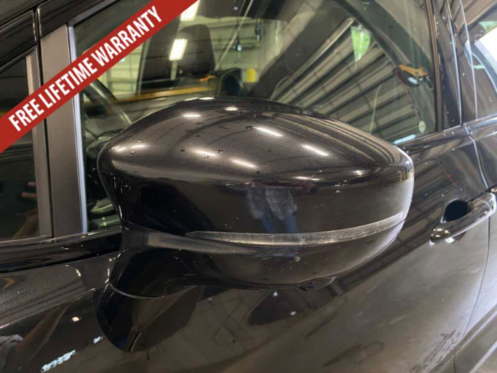 Used 2020 Chrysler Pacifica Limited w/ Advanced Safetytec Group FWD image 27