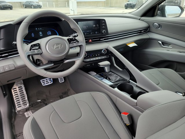 New 2026 Hyundai Elantra Sport FWD image 9