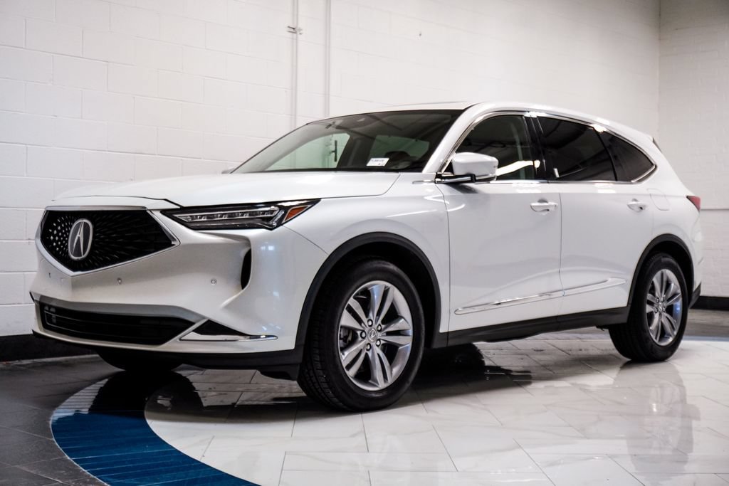 Used 2023 Acura MDX w/ Technology Package FWD image 4