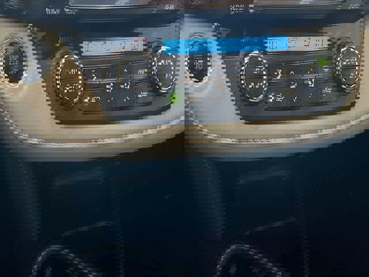 Used 2018 Toyota RAV4 XLE w/ Plus Extra Value Package image 18