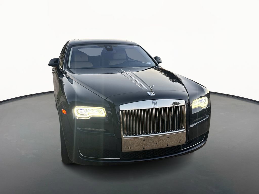 Used 2015 Rolls-Royce Ghost image 3