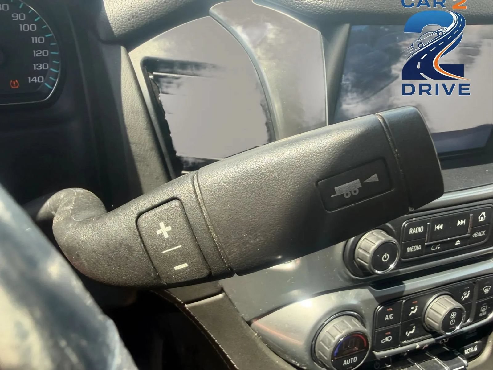 Used 2020 Chevrolet Suburban LT AWD/4WD image 24