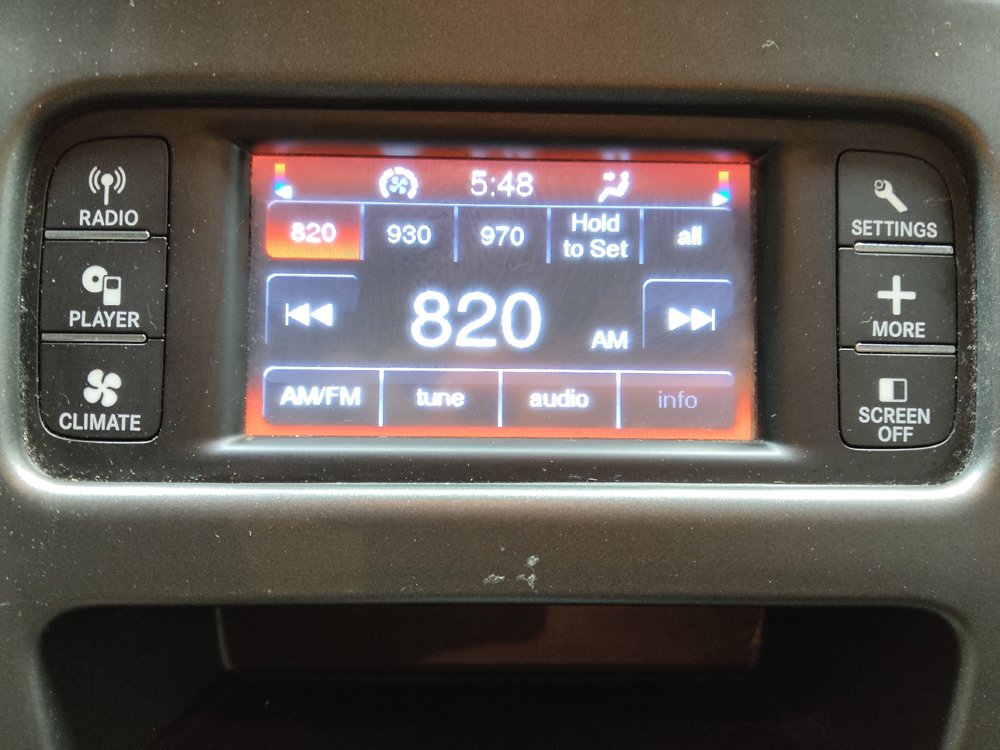 Used 2020 Dodge Journey SE FWD image 25