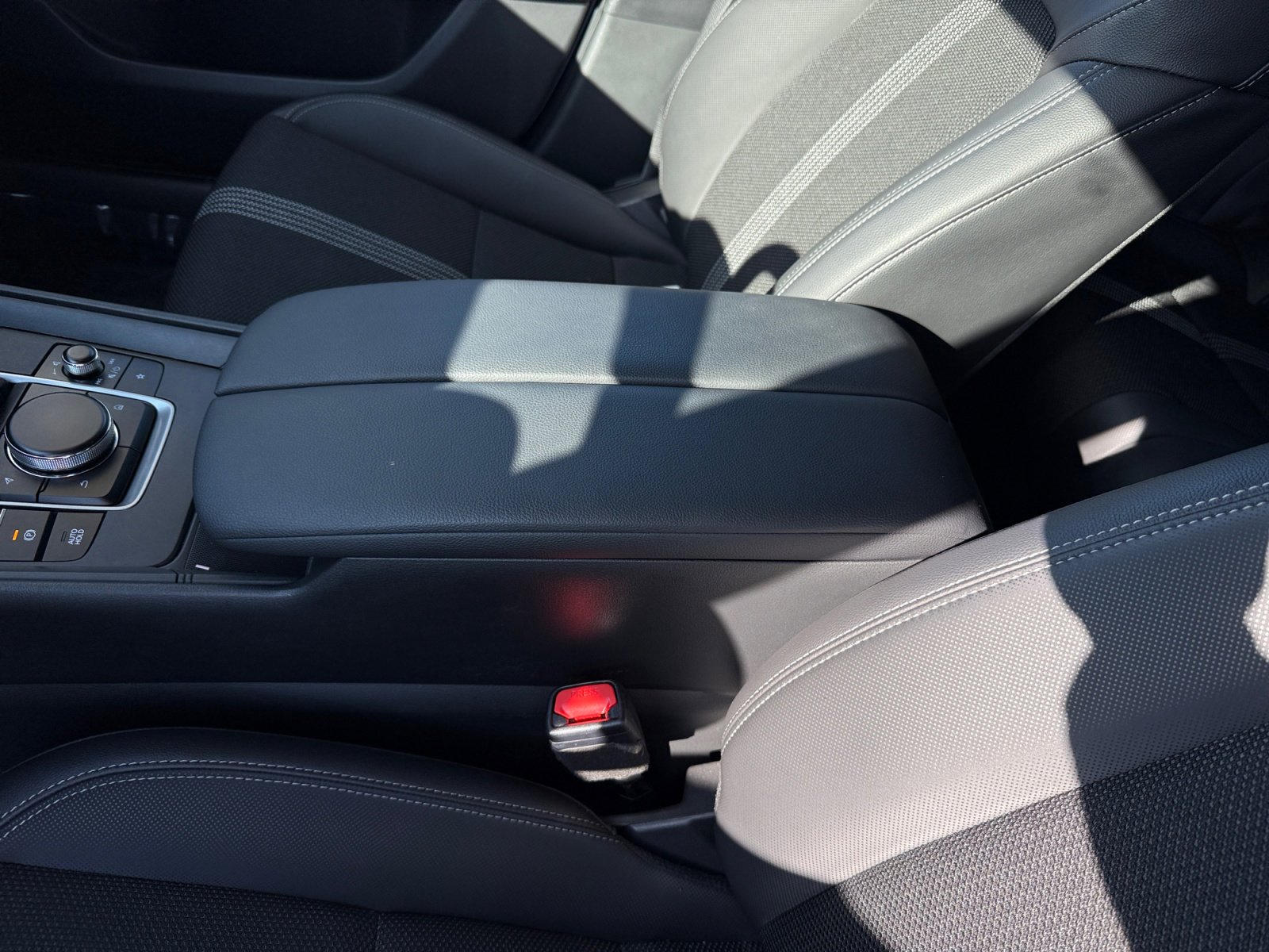 Used 2025 MAZDA CX-50 AWD 2.5 S w/ Accent Package image 14