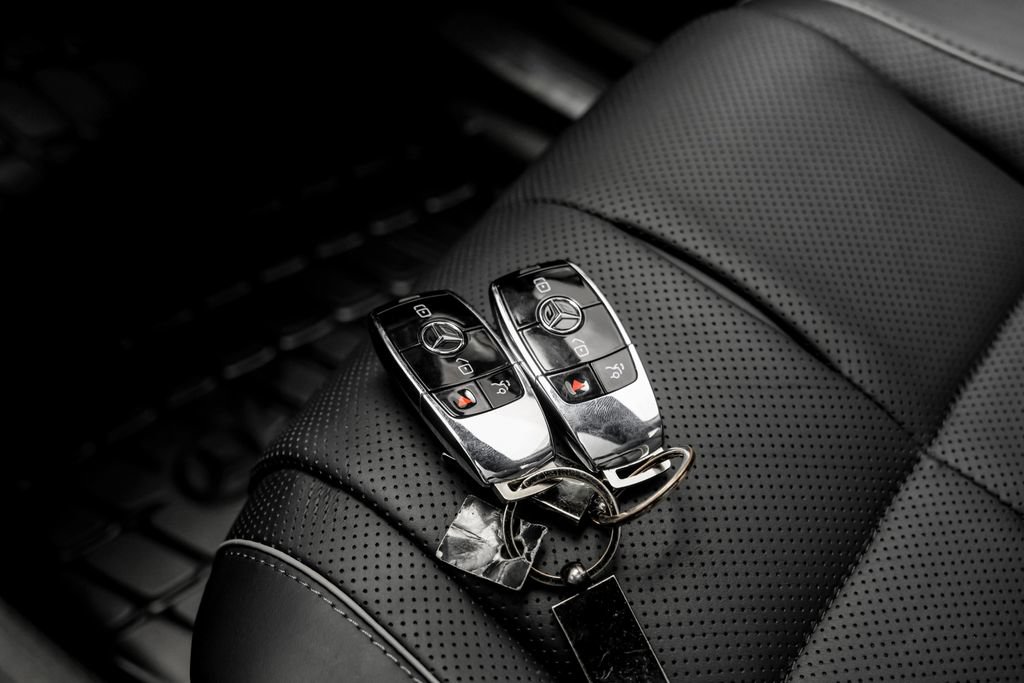 Used 2022 Mercedes-Benz Maybach GLS 600 4MATIC image 76
