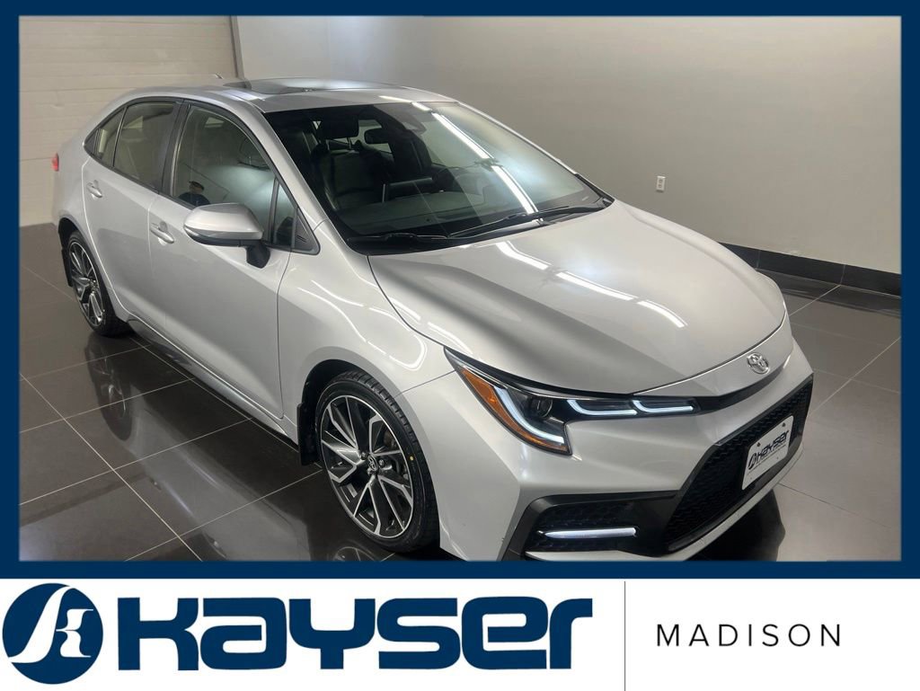 Used 2022 Toyota Corolla XSE FWD image 1