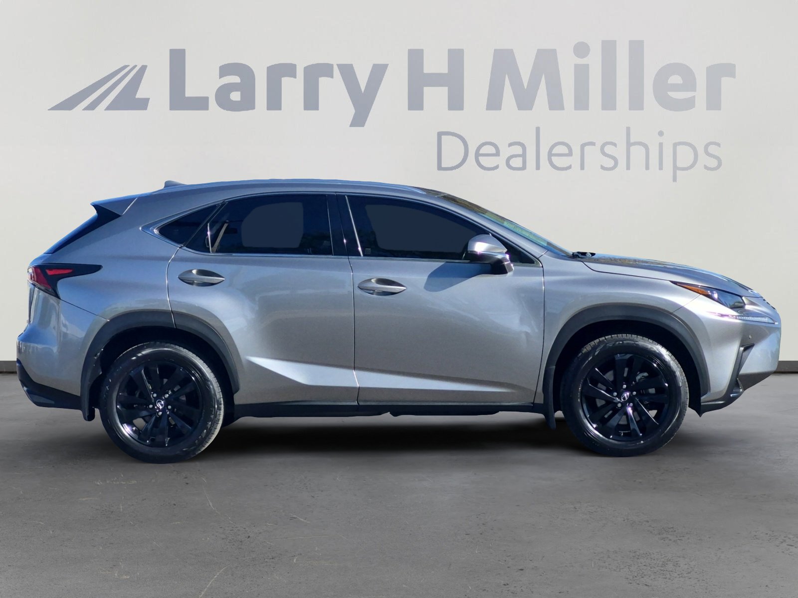 Used 2018 Lexus NX 300 AWD w/ Premium Package image 6