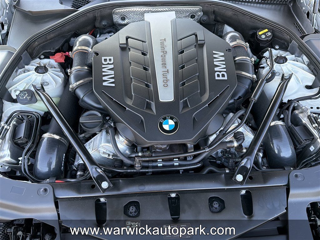 Used 2016 BMW 650i Convertible RWD image 2