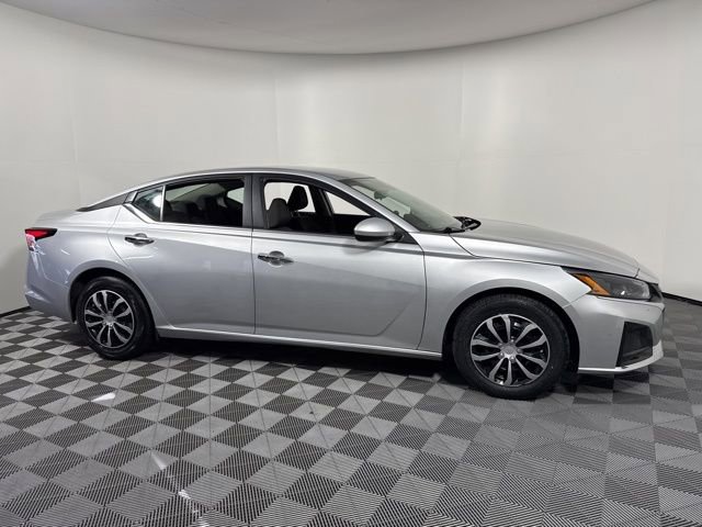 Used 2023 Nissan Altima 2.5 S image 8