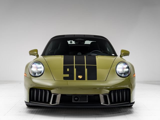 New 2026 Porsche 911 GTS RWD image 4