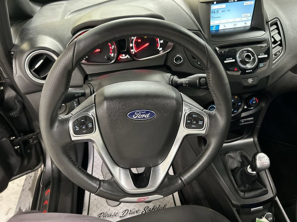 Used 2017 Ford Fiesta ST FWD image 4