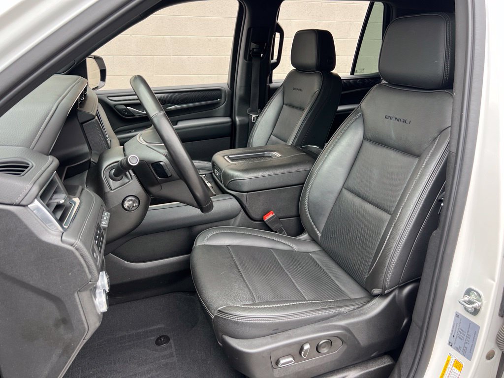 Used 2022 GMC Yukon Denali AWD/4WD image 21