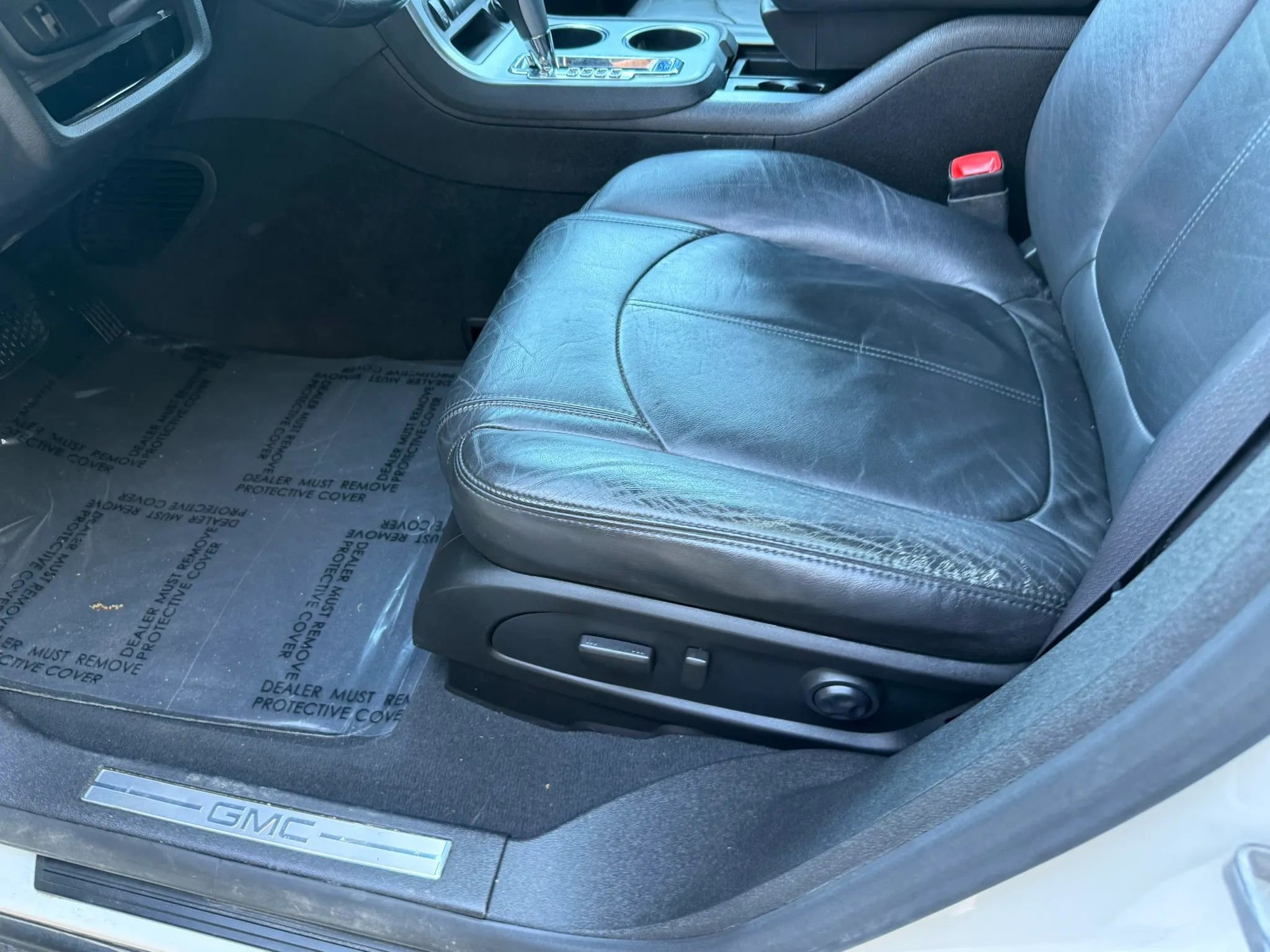 Used 2007 GMC Acadia SLT w/ Trailering Package image 11