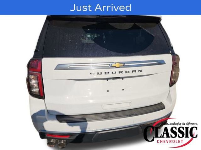 Used 2022 Chevrolet Suburban High Country image 9