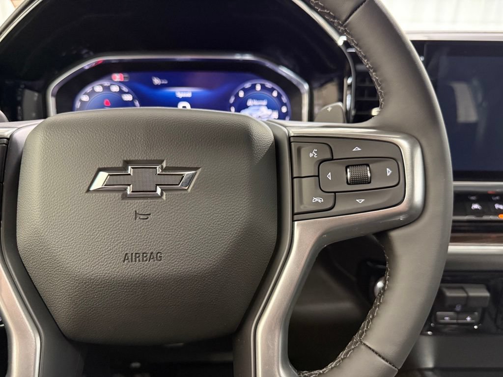 New 2026 Chevrolet Silverado 1500 RST w/ Z71 Off-Road Package AWD/4WD image 22