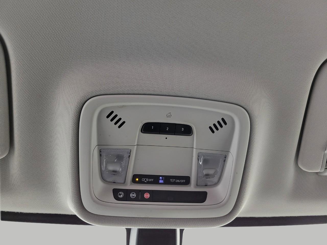 Used 2020 Chevrolet Traverse LT w/ LPO, Floor Liner Package AWD/4WD image 19