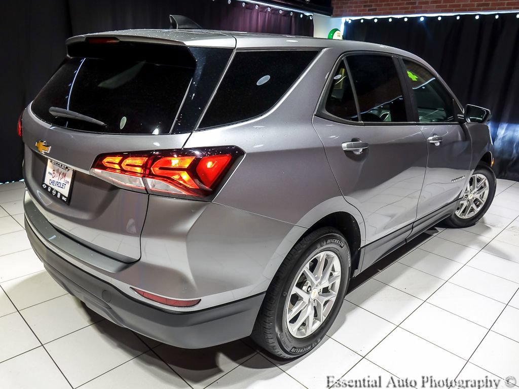 Used 2024 Chevrolet Equinox LS w/ LS Convenience Package FWD image 10