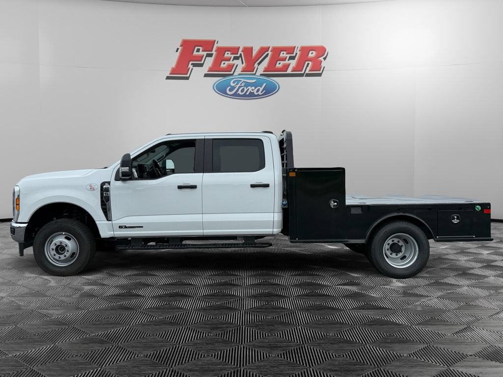 New 2026 Ford F350 XL w/ XL Chrome Package AWD/4WD image 2