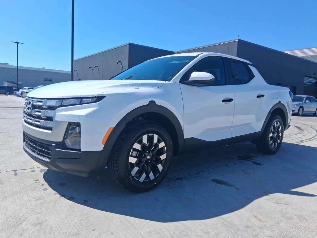 New 2026 Hyundai Santa Cruz SE image 1