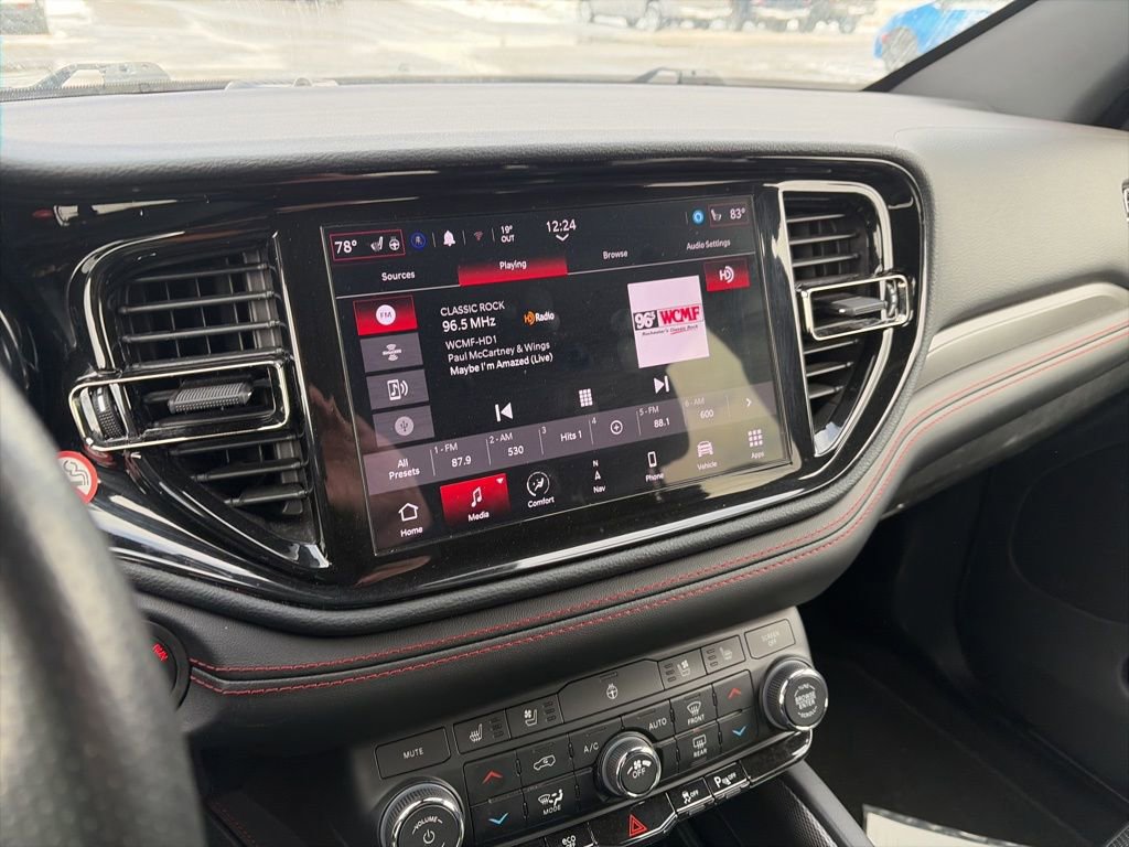 Used 2025 Dodge Durango R/T image 9