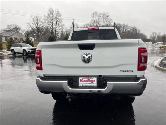 Used 2024 RAM 2500 Tradesman w/ Chrome Appearance Group image 4
