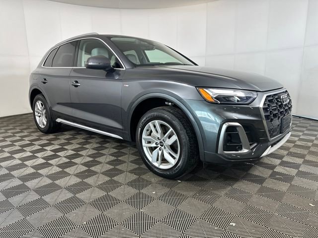 Used 2022 Audi Q5 2.0T Premium image 2