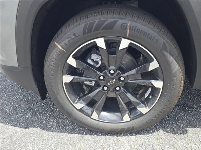 New 2026 Chevrolet Equinox RS w/ Convenience Package III FWD image 29