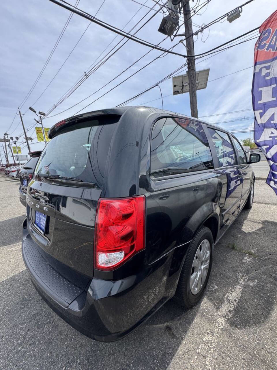 Used 2014 Dodge Grand Caravan American Value Package FWD image 6