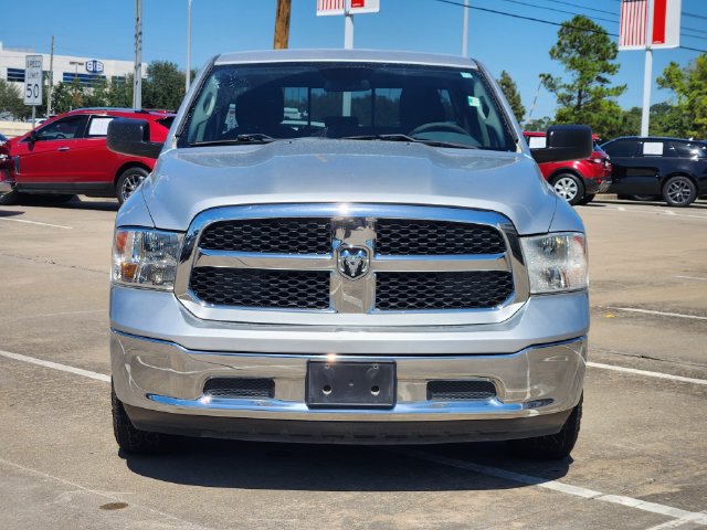 Used 2017 RAM 1500 Classic SLT AWD/4WD image 2