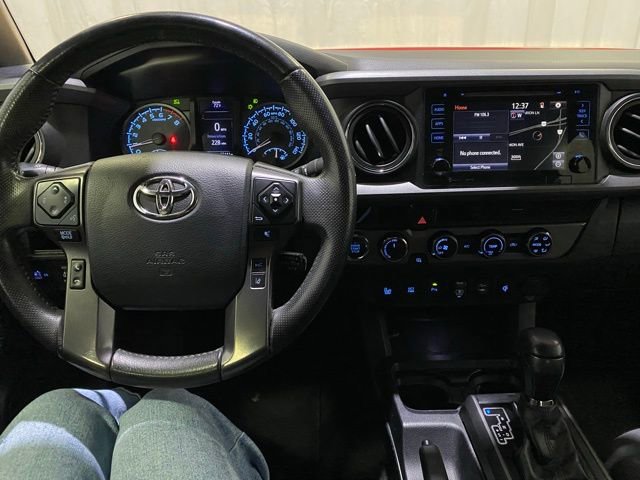 Certified 2018 Toyota Tacoma TRD Off-Road w/ Technology Package image 18