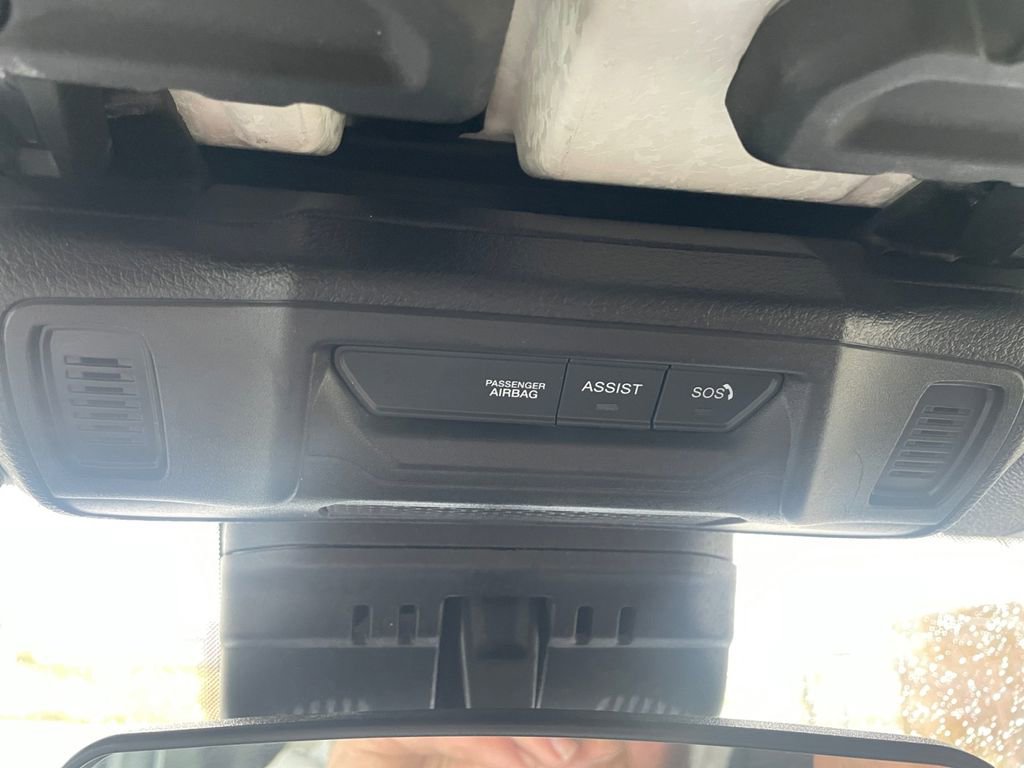Used 2024 Jeep Wrangler Sahara image 28