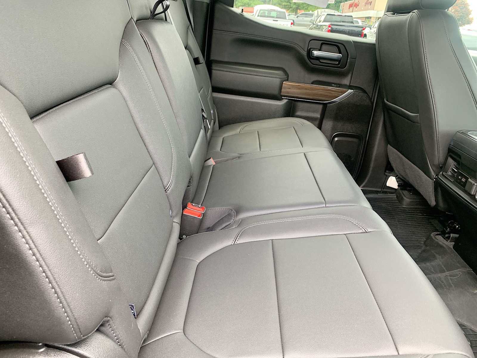 Certified 2022 Chevrolet Silverado 1500 LT Trail Boss w/ Convenience Package II AWD/4WD image 26