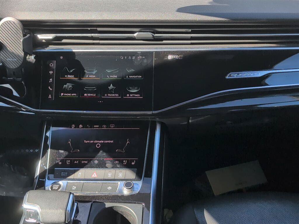 Used 2021 Audi Q7 3.0T Premium Plus w/ Executive Package AWD/4WD image 12