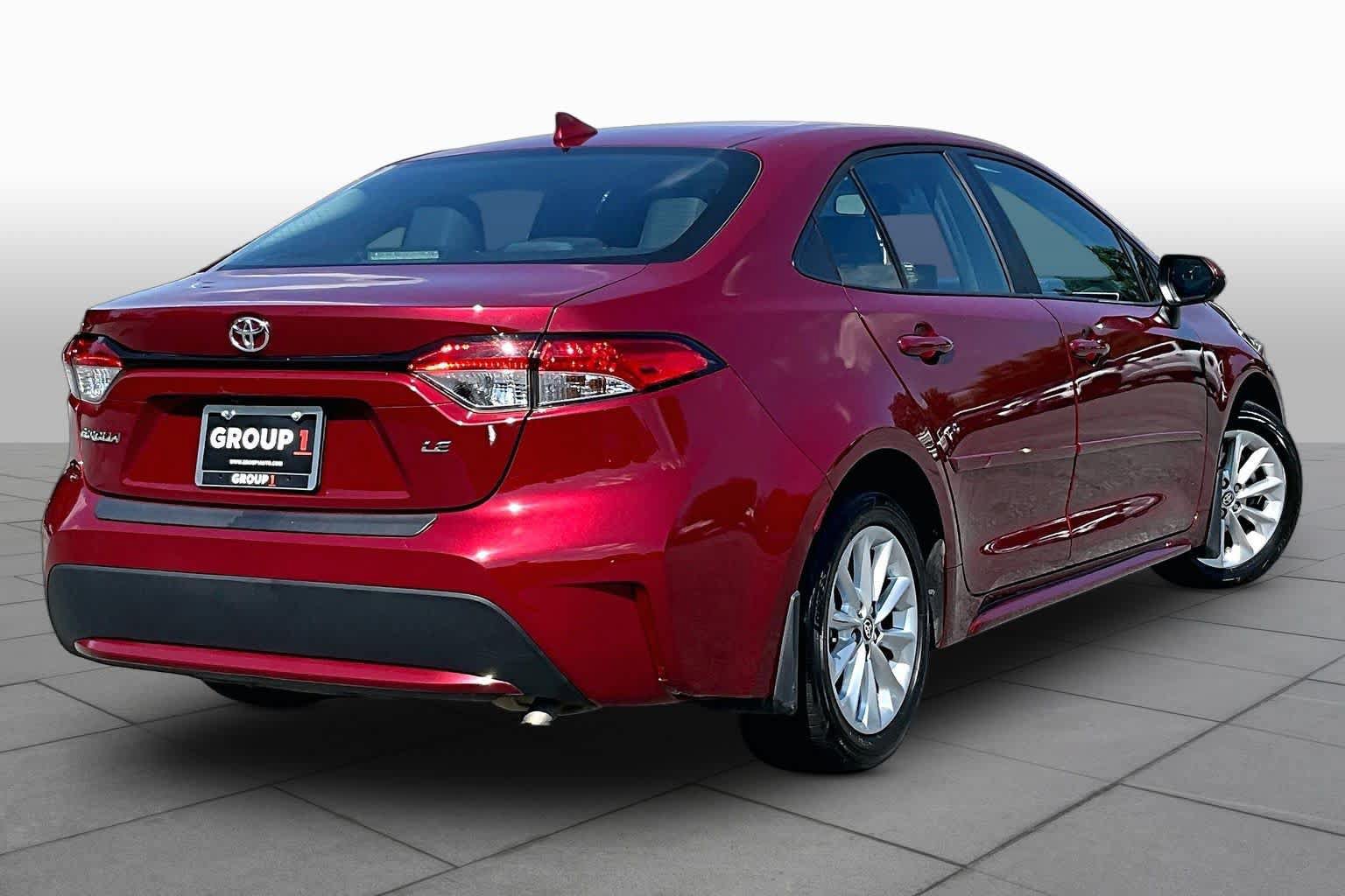 Used 2022 Toyota Corolla LE w/ LE Convenience Package FWD image 13